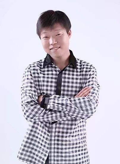 碧海升明月的第一张照片--汕头相亲服务中心