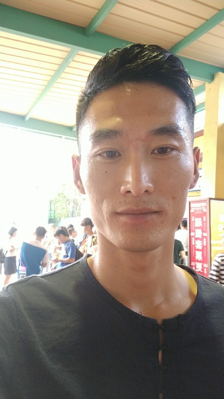 难得糊涂的第一张照片--汕头相亲服务中心