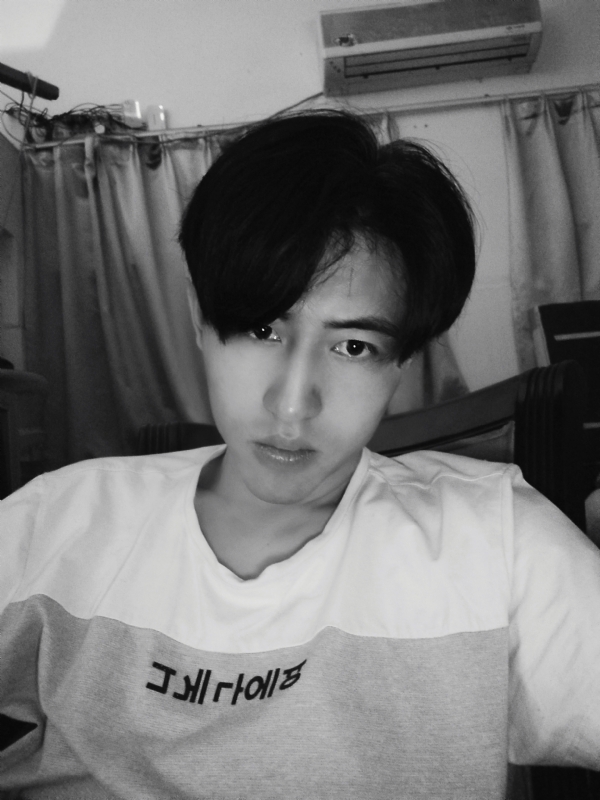 斷笔的第一张照片--汕头相亲服务中心