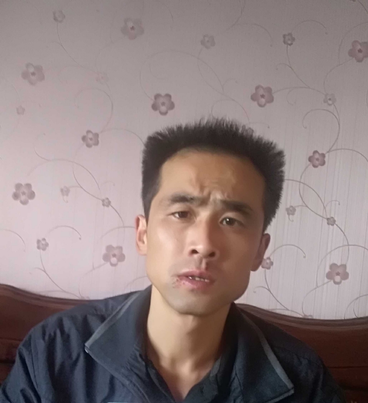 wen的第一张照片--汕头相亲服务中心