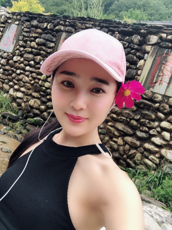 小白兔的大奶糖的第一张照片--汕头相亲服务中心