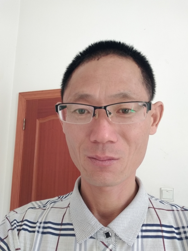 期待缘分的第二张照片--汕头相亲服务中心