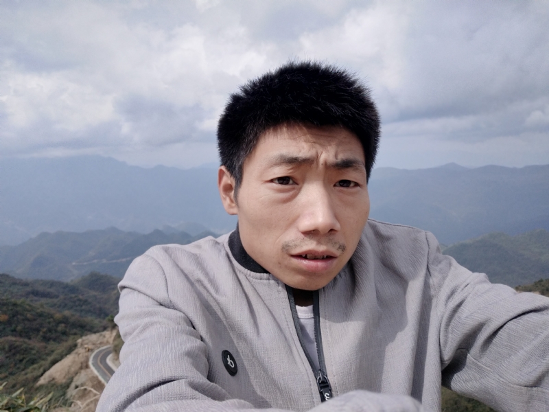 向后半生奋斗的第一张照片--汕头相亲服务中心