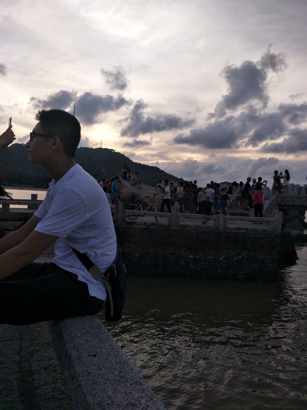 诗和远方的第一张照片--汕头相亲服务中心