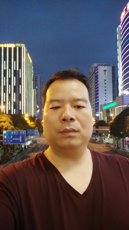 相爱一辈子的第一张照片--汕头相亲服务中心