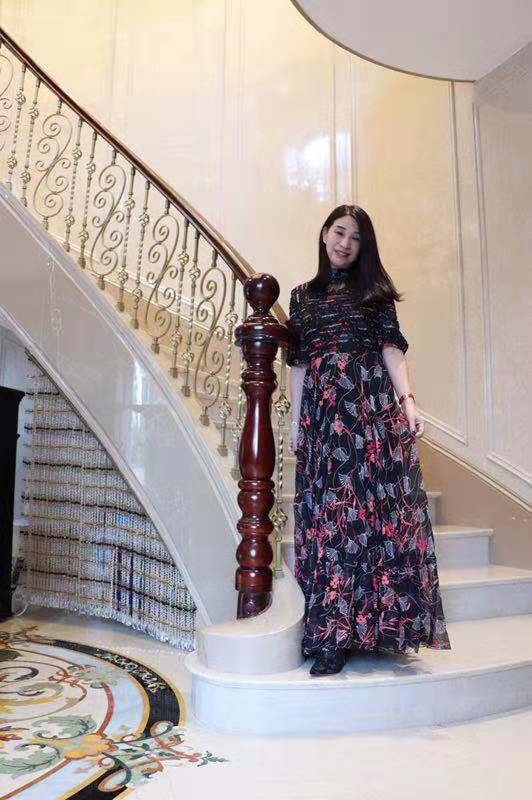 馨儿的第三张照片--汕头相亲服务中心