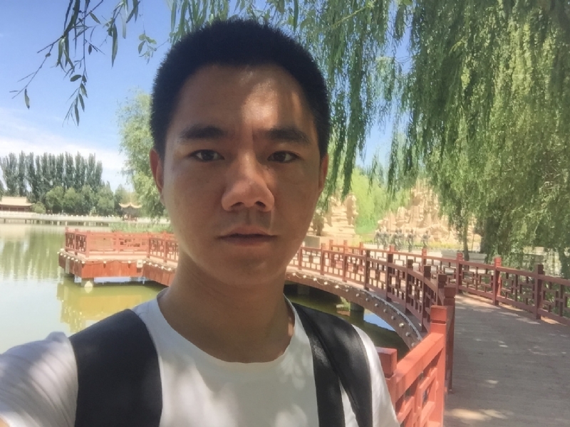 一见倾心的第一张照片--汕头相亲服务中心