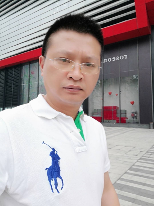 硬汉的第一张照片--汕头相亲服务中心