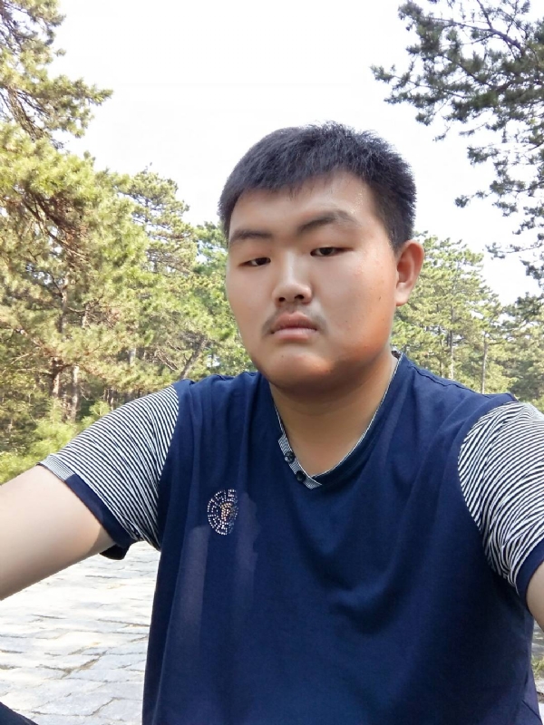 单身小伙的第一张照片--汕头相亲服务中心