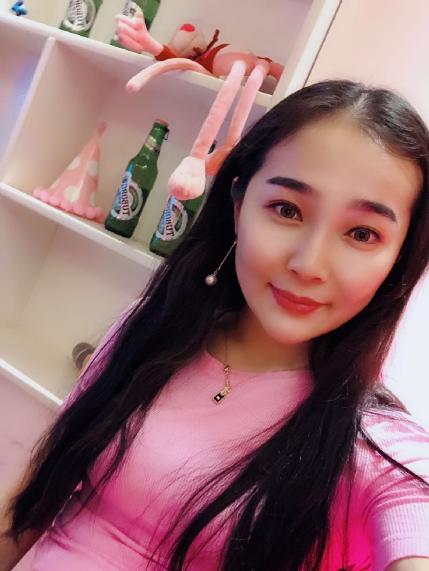 李雨菲的第一张照片--汕头相亲服务中心