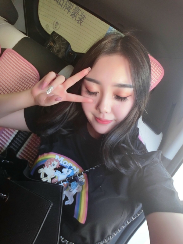 佳怡的第四张照片--汕头相亲服务中心