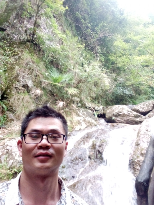 归属的第一张照片--汕头相亲服务中心