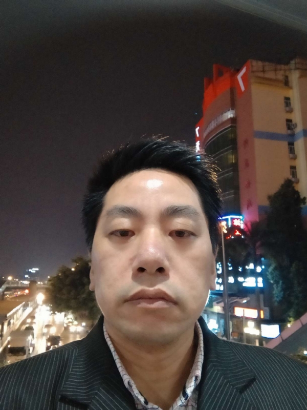 寻找真爱的第一张照片--汕头相亲服务中心