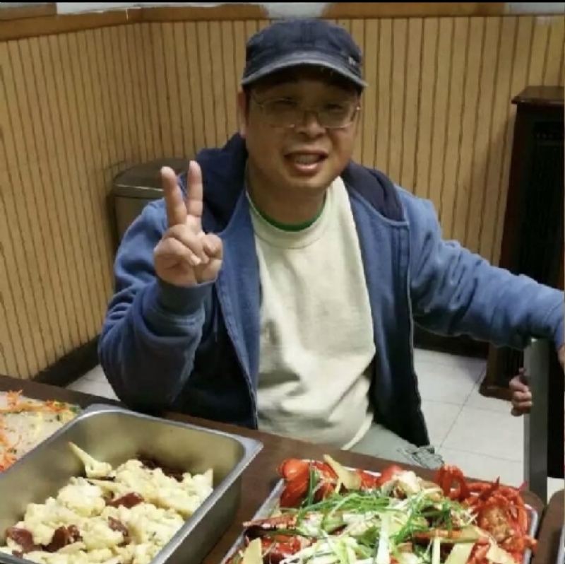 wally的第一张照片--汕头相亲服务中心