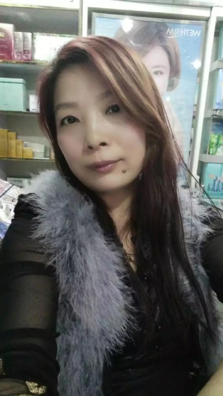 胡静的第二张照片--汕头相亲服务中心