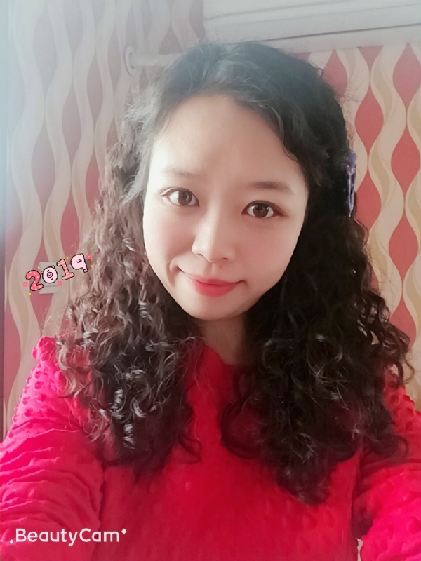 紫色风铃的第一张照片--汕头相亲服务中心