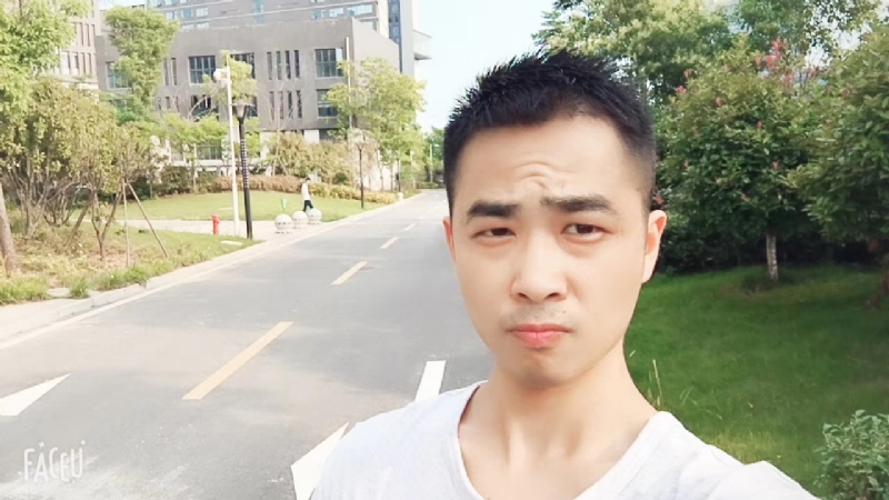 随缘20的第一张照片--汕头相亲服务中心