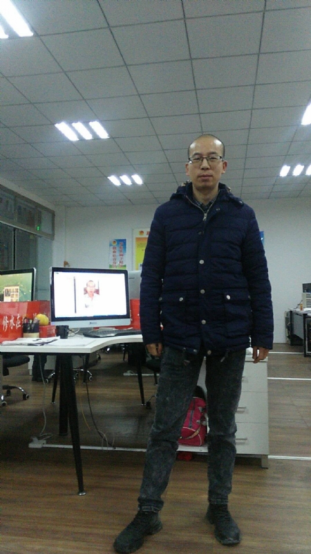 开心就好的第一张照片--汕头相亲服务中心