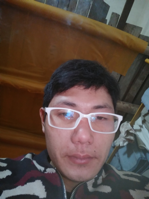 木心的第一张照片--汕头相亲服务中心