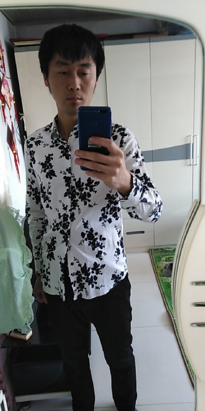 兰若寺里的书生的第一张照片--汕头相亲服务中心