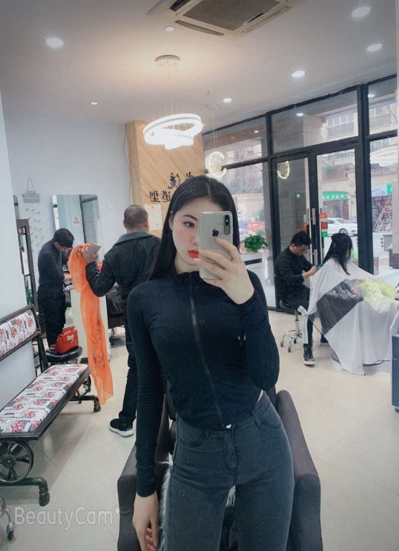 婷婷的第四张照片--汕头相亲服务中心