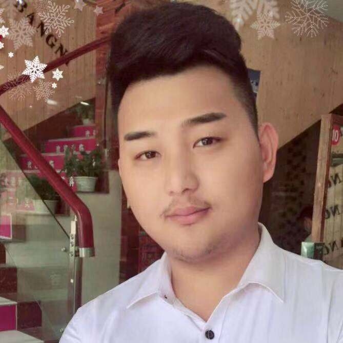 孤独的小飞象的第一张照片--汕头相亲服务中心