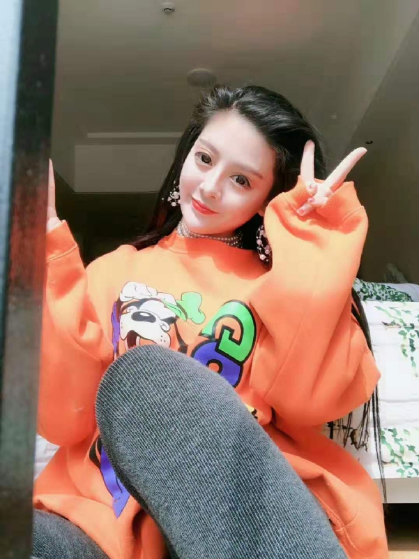 李梦瑶的第四张照片--汕头相亲服务中心