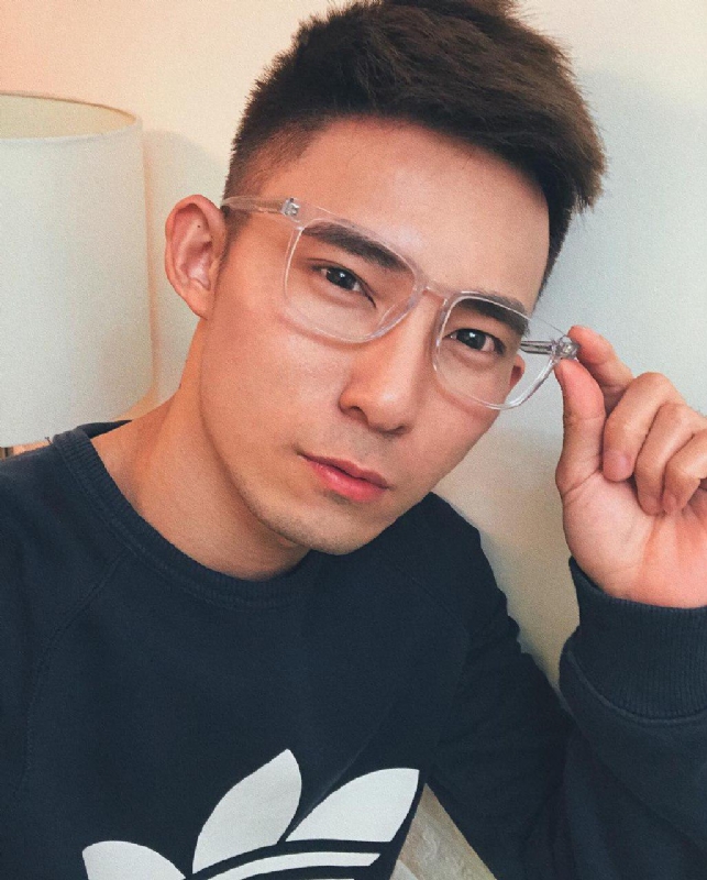 小伟的第一张照片--汕头相亲服务中心