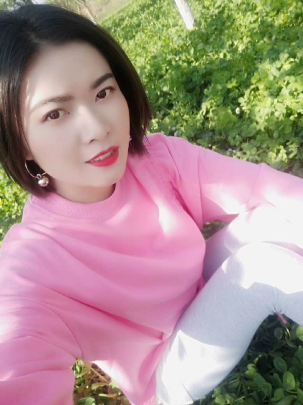 寻找幸福的第一张照片--汕头相亲服务中心