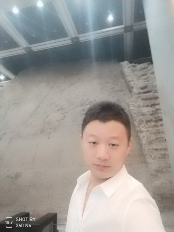 龚某人的第一张照片--汕头相亲服务中心