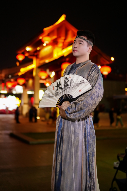 细辉的第一张照片--汕头相亲服务中心