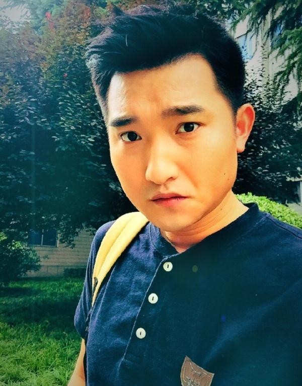 奋斗的第一张照片--汕头相亲服务中心