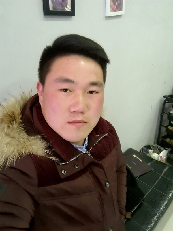 小飞的第一张照片--汕头相亲服务中心