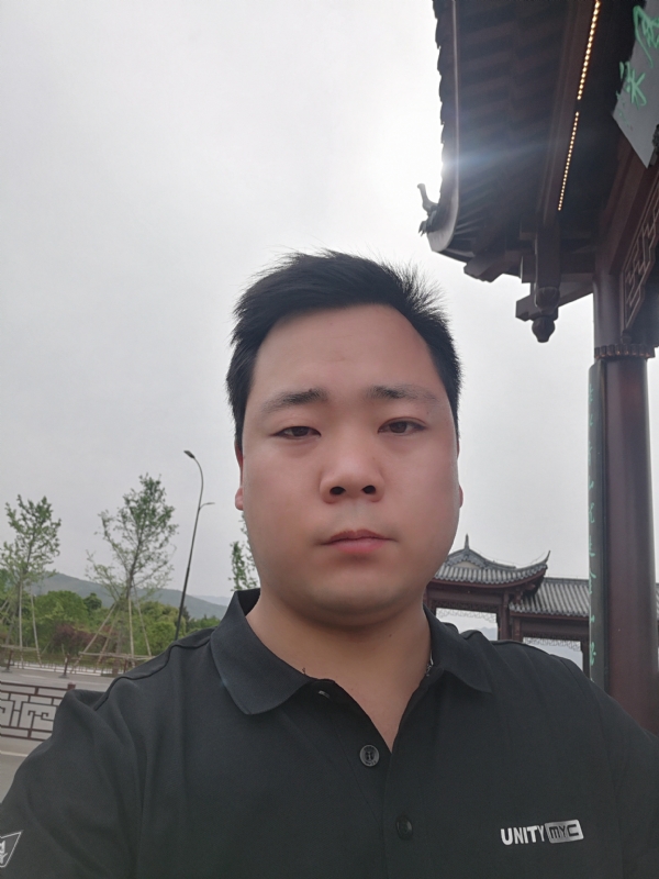 微笑的第一张照片--汕头相亲服务中心