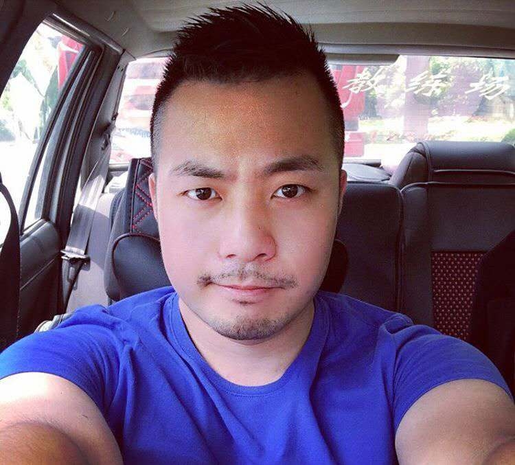 刘江平的第三张照片--汕头相亲服务中心