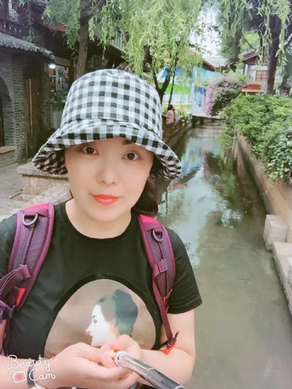 乐妞的第三张照片--汕头相亲服务中心