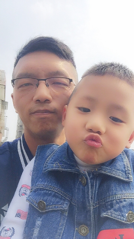 林松的第一张照片--汕头相亲服务中心