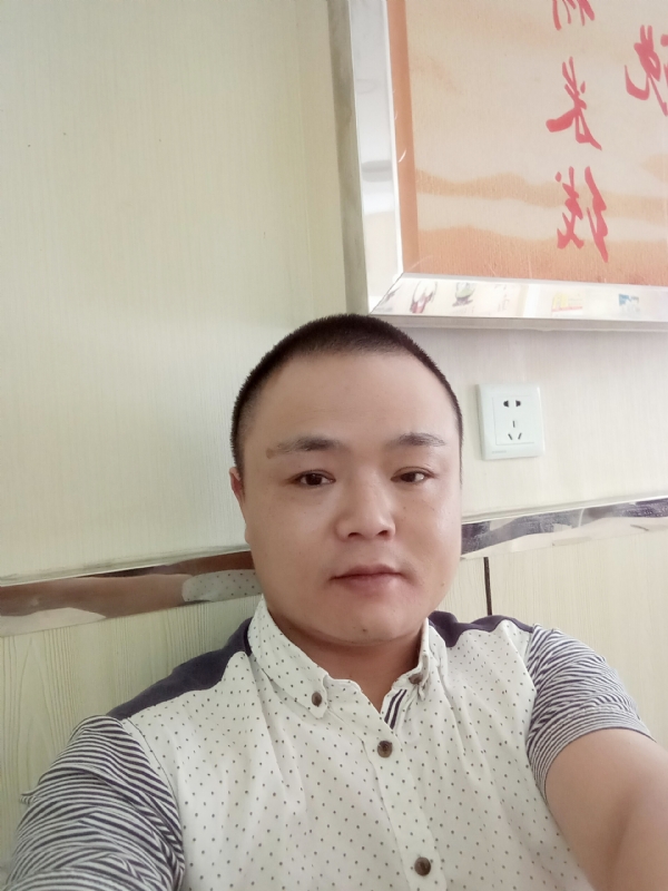 风云淡的第一张照片--汕头相亲服务中心