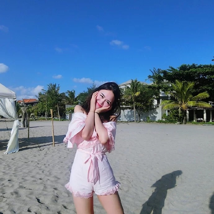 媛媛的第一张照片--汕头相亲服务中心