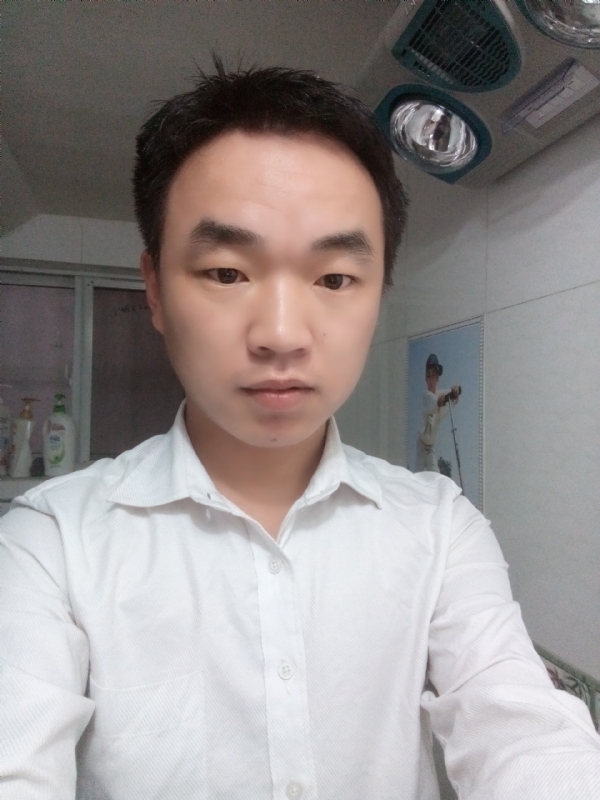 夜凉露沾衣的第二张照片--汕头相亲服务中心