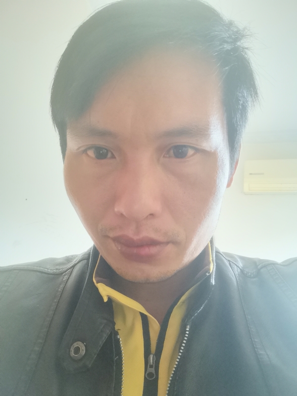 渴死的鱼的第一张照片--汕头相亲服务中心