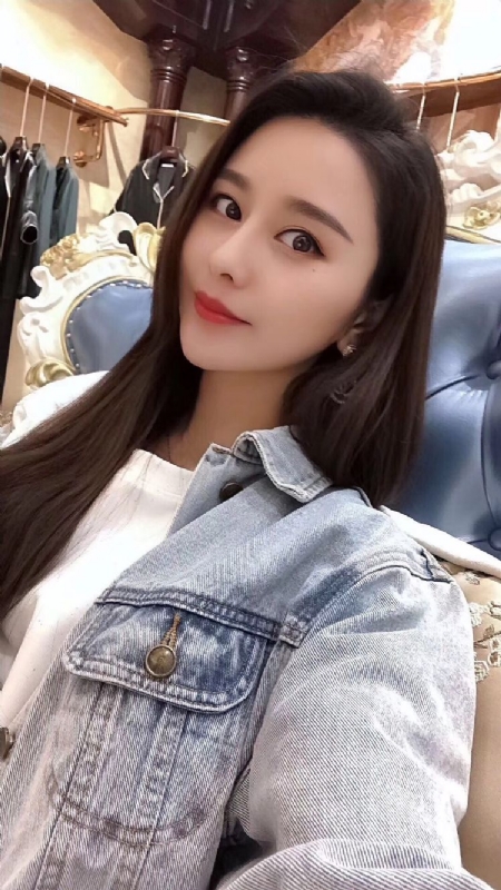 李珊珊的第一张照片--汕头相亲服务中心