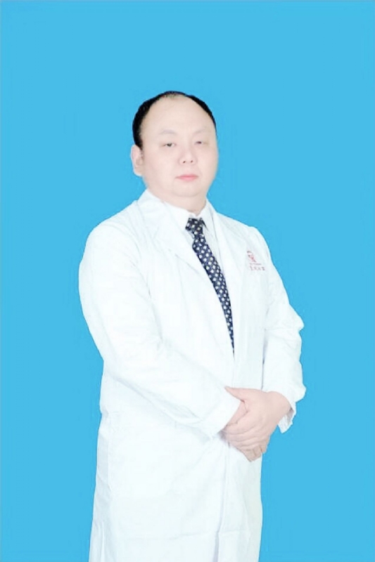 小村医的第一张照片--汕头相亲服务中心