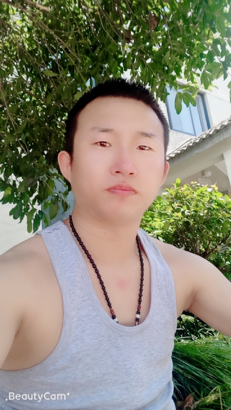 系咯在的第一张照片--汕头相亲服务中心