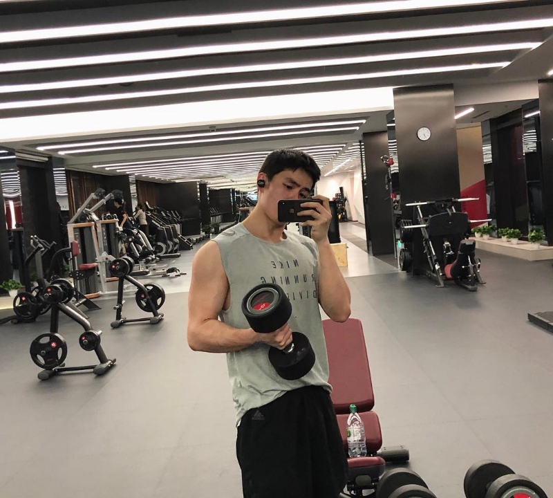 深海的第一张照片--汕头相亲服务中心