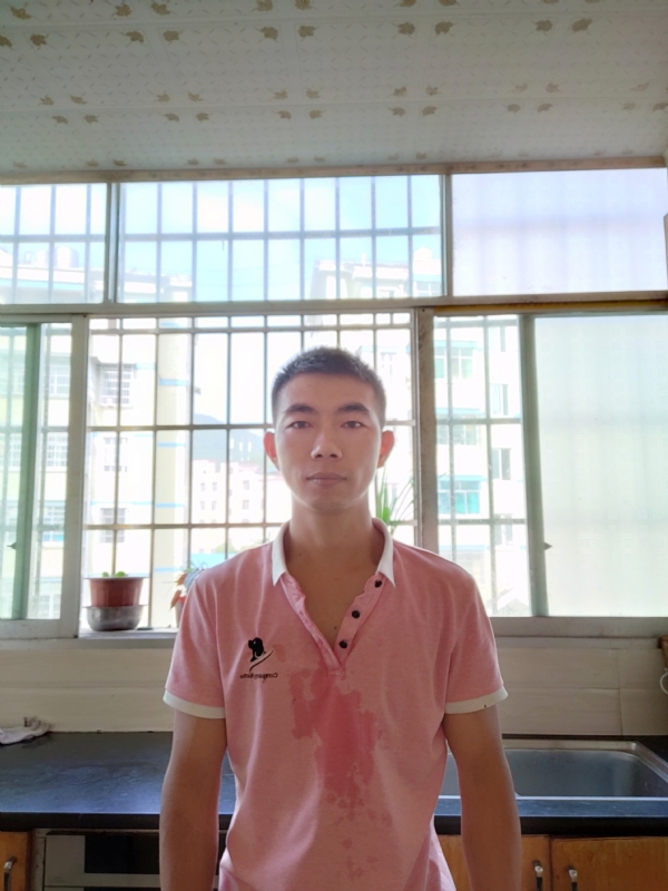 破晓依然的第一张照片--汕头相亲服务中心