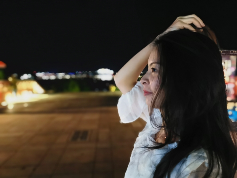 yiyi的第一张照片--汕头相亲服务中心