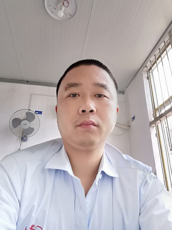 平安的第一张照片--汕头相亲服务中心