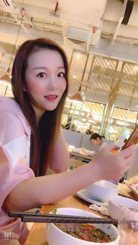 蔷薇的第一张照片--汕头相亲服务中心