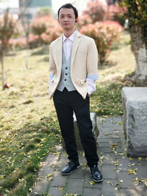 四叶草的第一张照片--汕头相亲服务中心